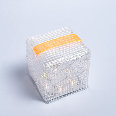 CARRY THE SUN 太陽能充電式輕量 LED 摺疊燈（小尺寸）